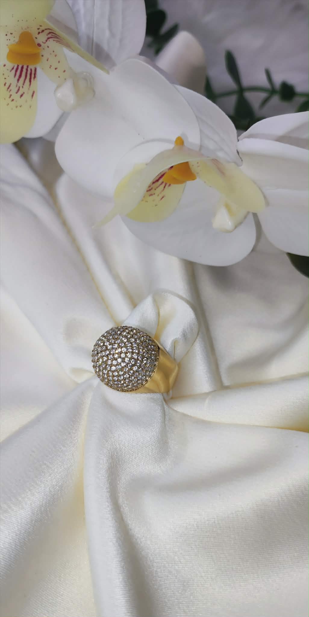 Bague boule strass
