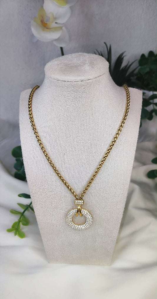 Collier cercle  chic et élegant